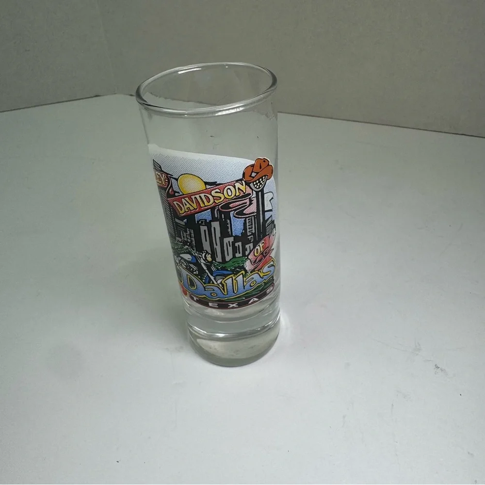 HARLEY DAVIDSON Dallas, Texas Tall Shot Glass 4 Inches with Skyline Graphics EUC